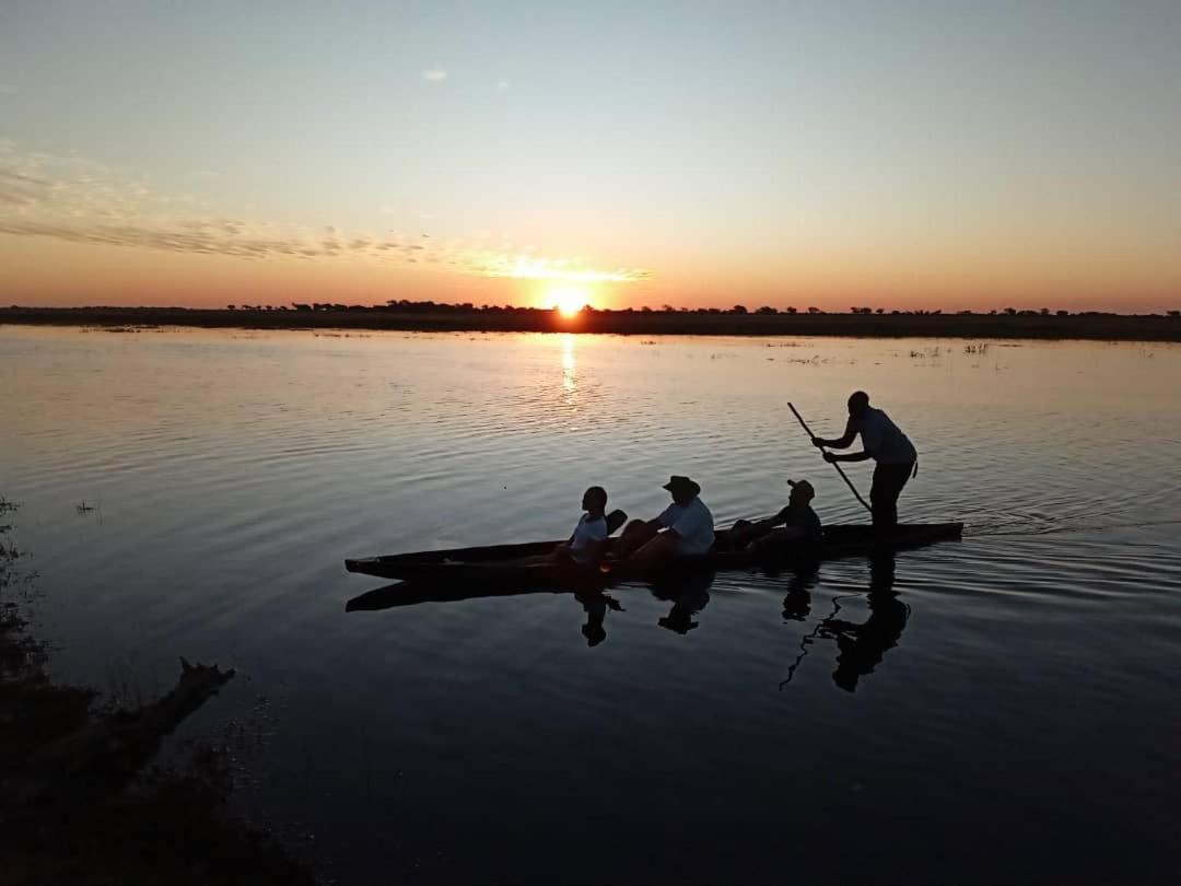 Xhabe Safari Lodge Chobe Muchenje Kültér fotó