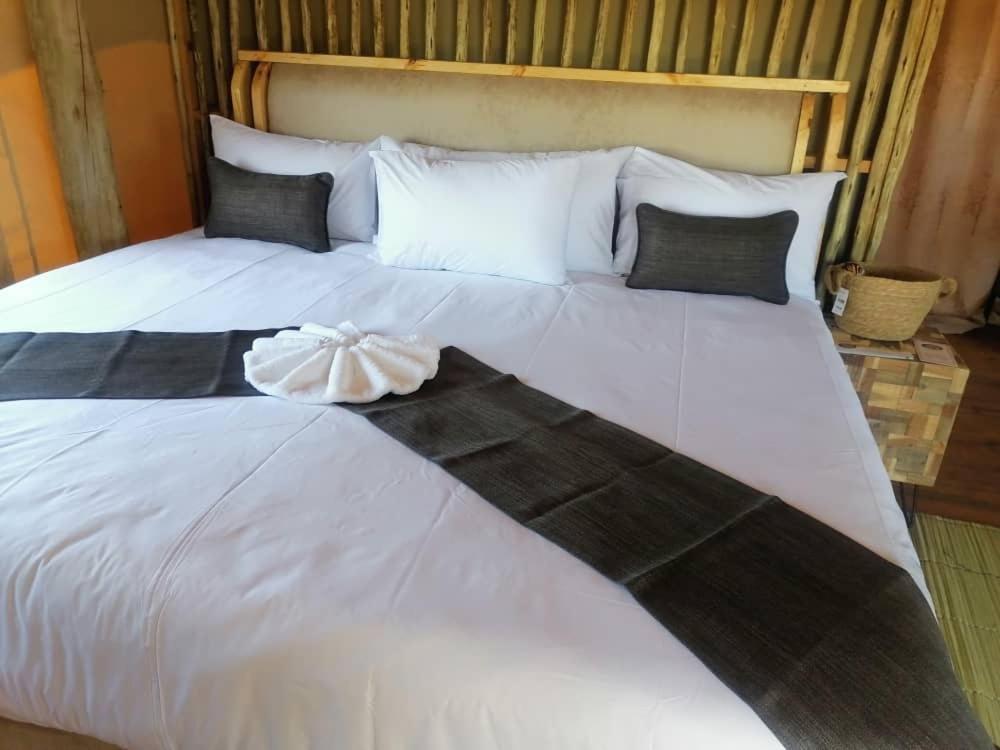 Xhabe Safari Lodge Chobe Muchenje Kültér fotó